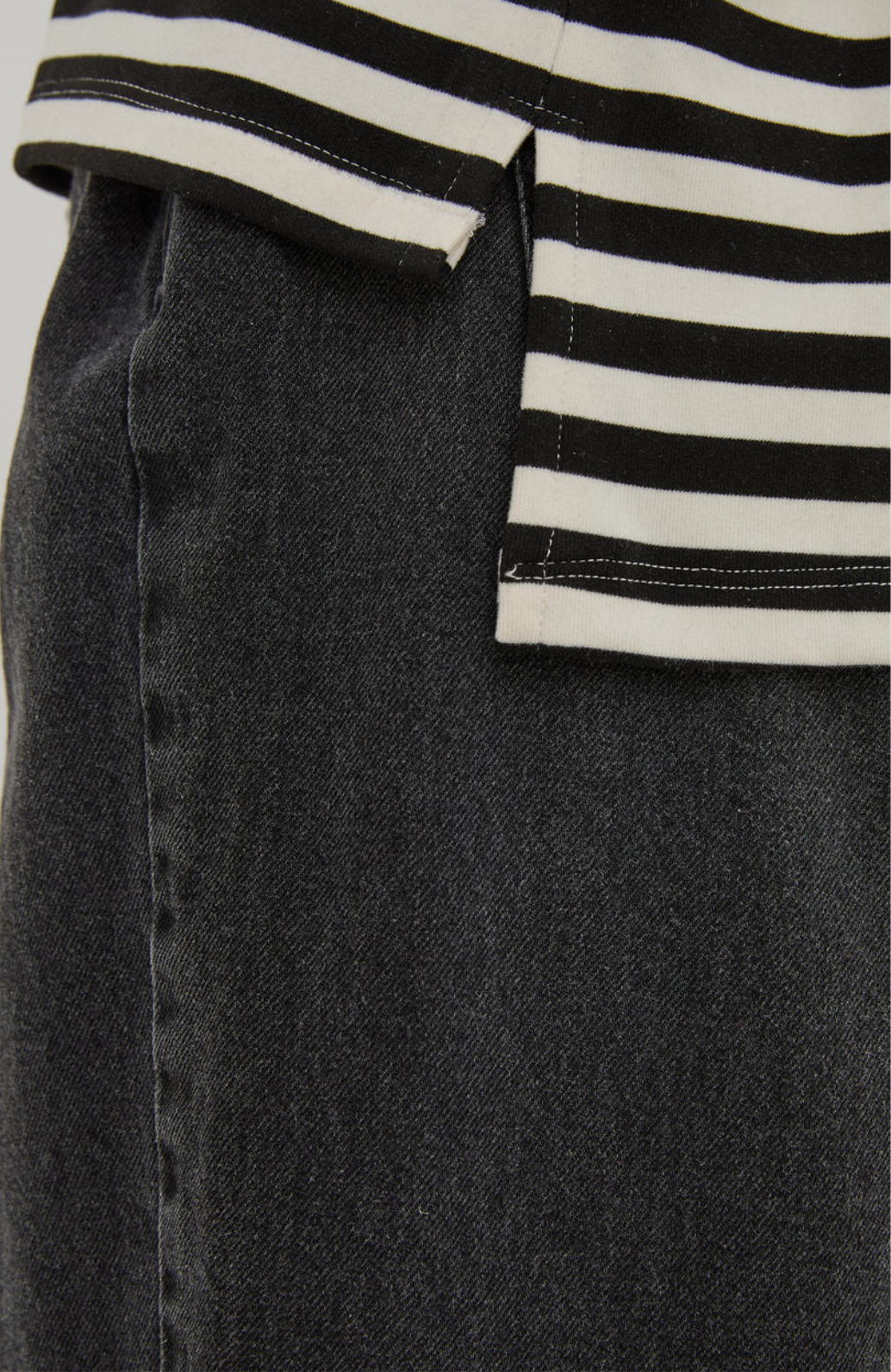Premium Super Soft Stripe A-Line Tee: Black & White