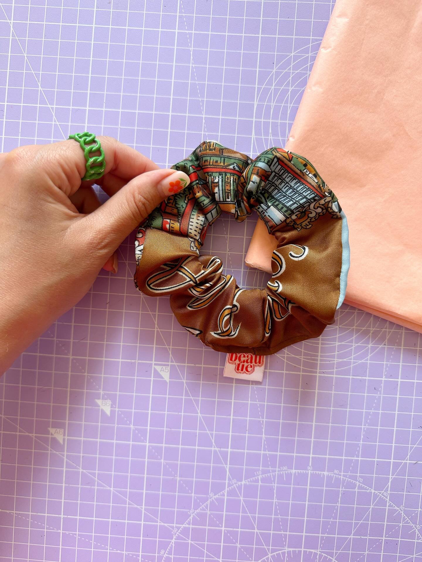 Beau Tie Roma OG Scrunchie