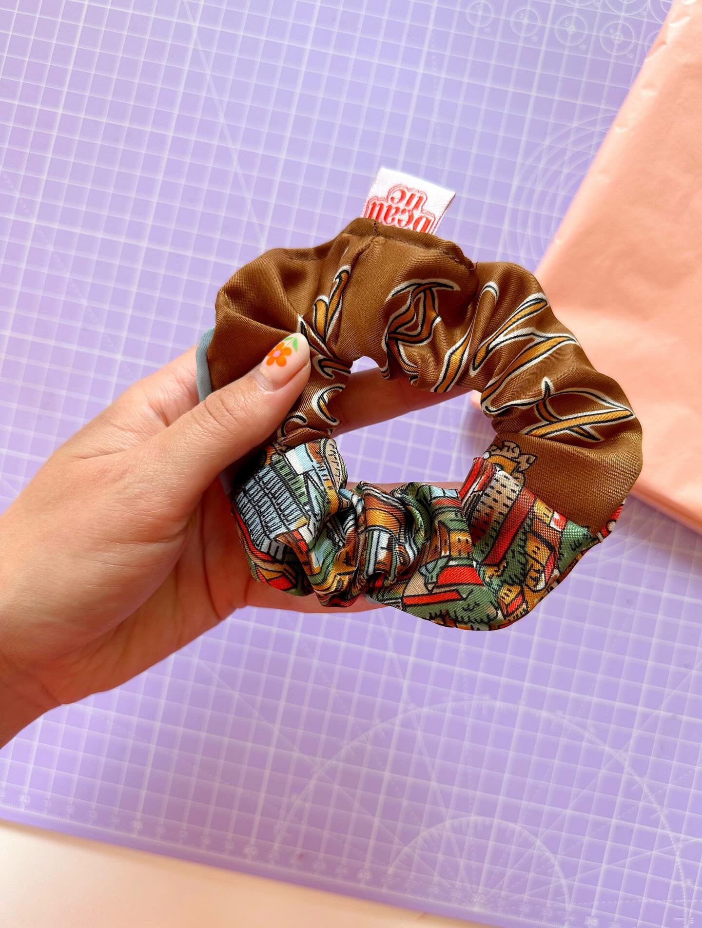 Beau Tie Roma OG Scrunchie