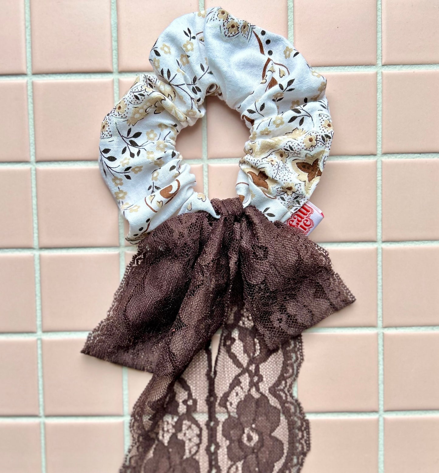 Beau Tie White/Brown Oversized Frill Scrunchie with Lace Bow